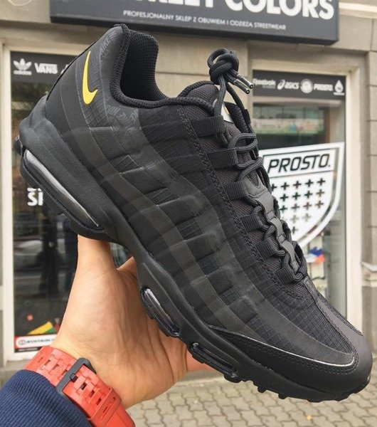 air max 95 ultra black amarillo